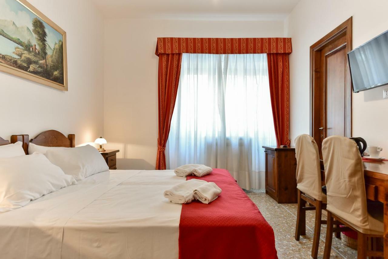 Domus Bella Pensión 3*